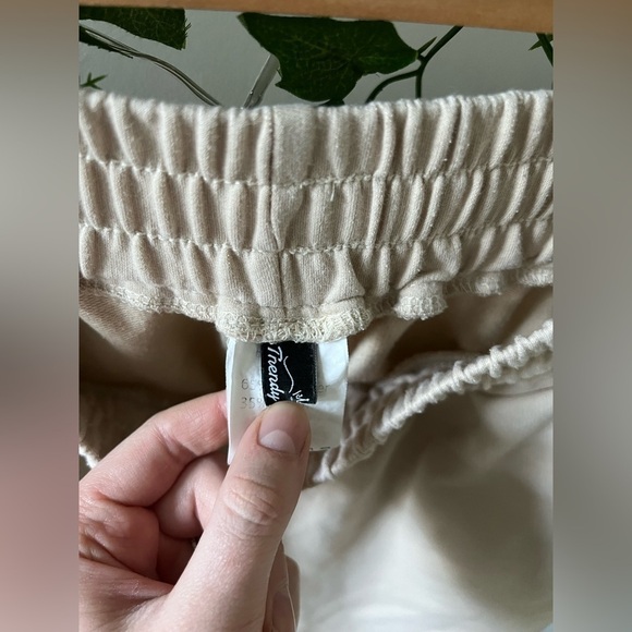 High rise Cream Athleisure Shorts - Picture 4 of 6